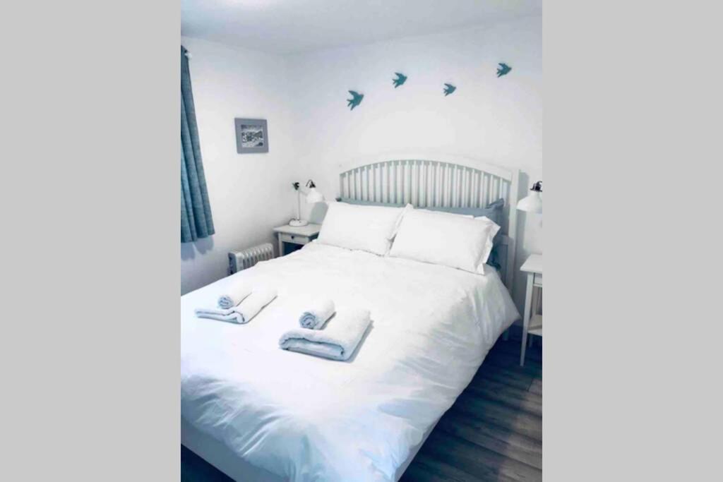 Fuchsia Apartment Tranquil Modern Seaside Apartment On The Wild Atlantic Way Galway Exteriör bild